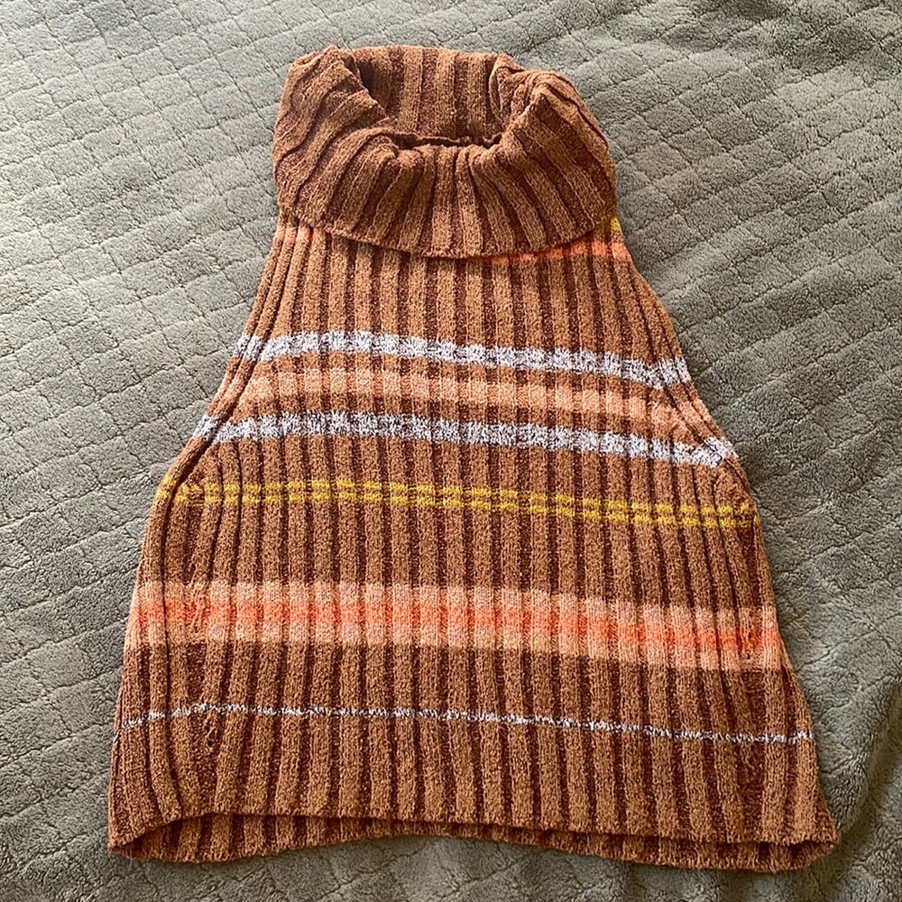 Sleeveless sweater tank top